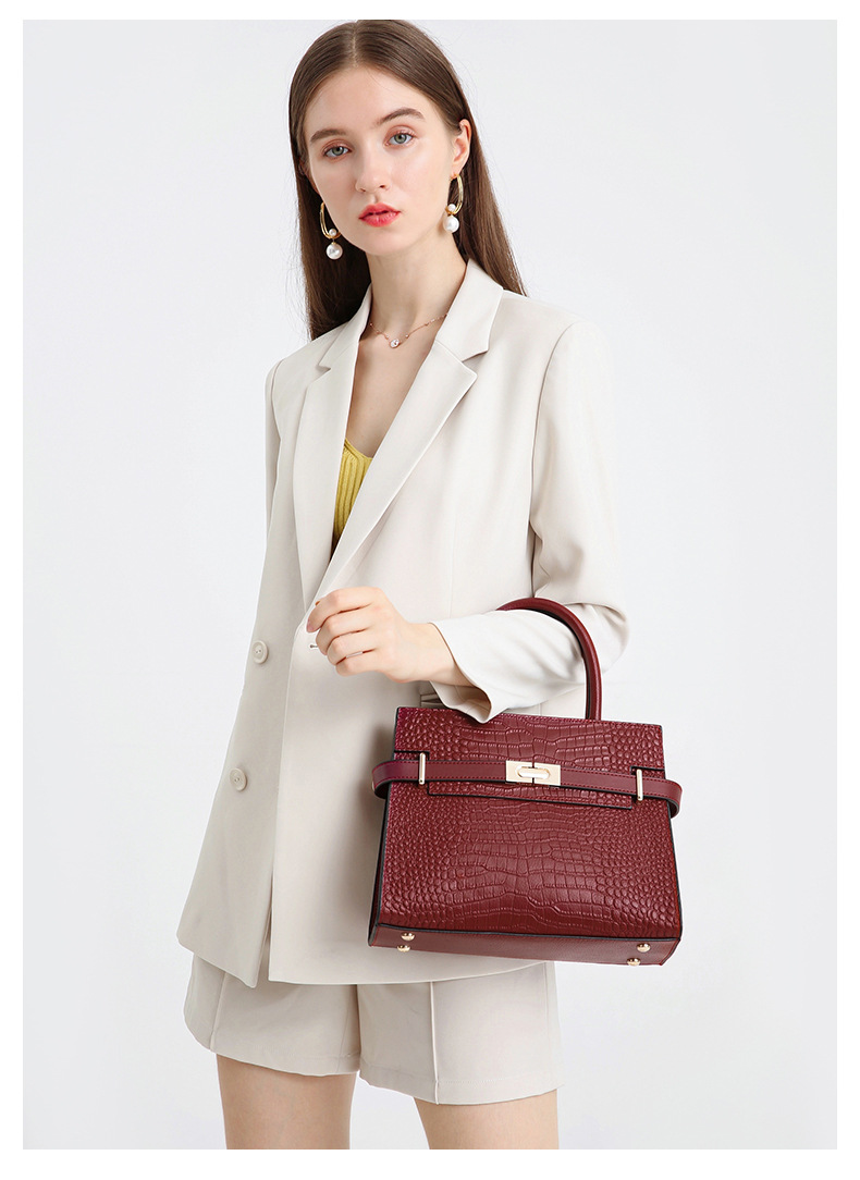 come4buy.com-Луксузни дизајнерски чанти Женска чанта од вистинска кожа